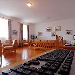 Hostel Azores Youth - Sao Miguel *