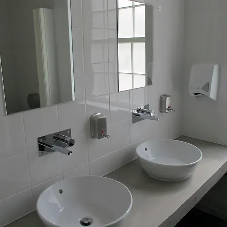 Hostel Azores Youth - Sao Miguel *