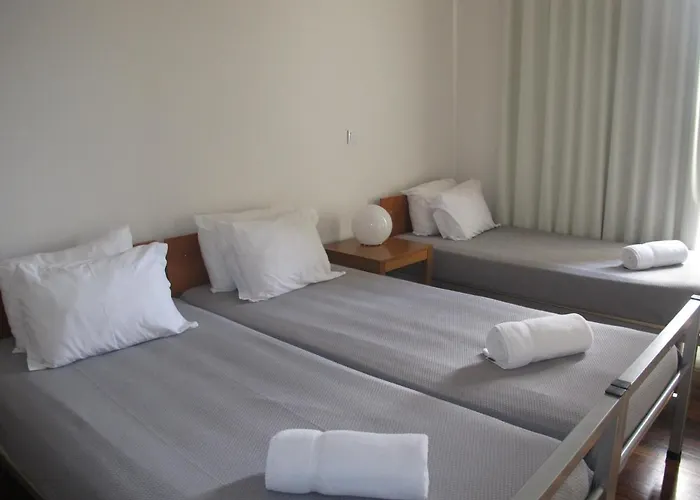 Azores Youth - Sao Miguel Hostel *