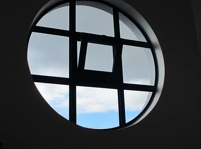 Hostel Azores Youth - Sao Miguel Ponta Delgada